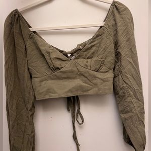 Princess Polly Green Long Sleeve Crop Top (size 2)